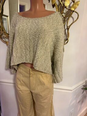 FREE PEOPLE cropped sweater